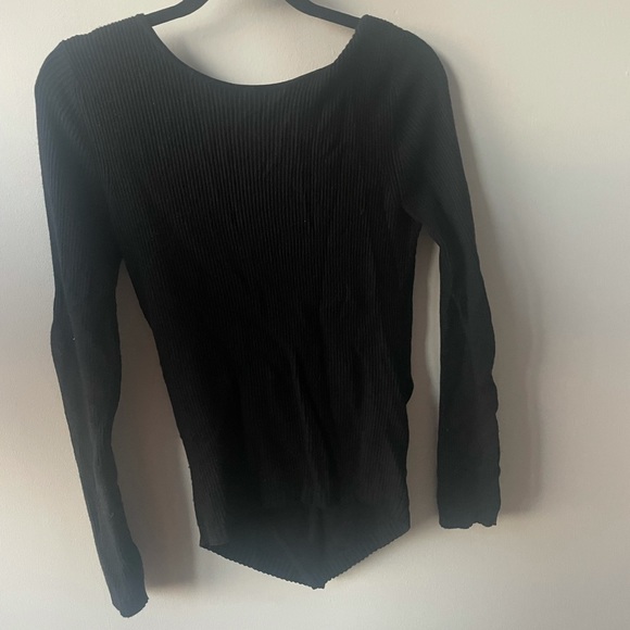 Lululemon Wrap It Back Sweater - Picture 6 of 10